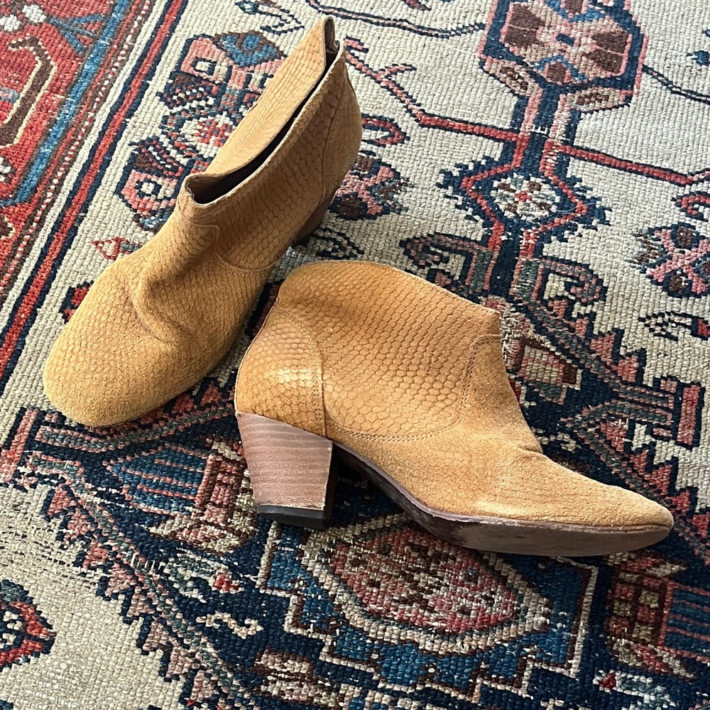 Hudson Stacked Cuban Heel Ankle Boots